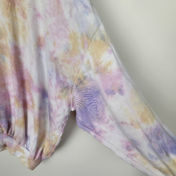 Young, Fabulous, and Broke Tie Dye Purple Pink Yellow Long Sleeve Sweater Sz S - Picture 4 of 6